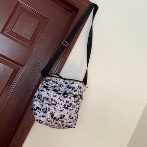 Mickey and Minnie Mouse crossbody purse